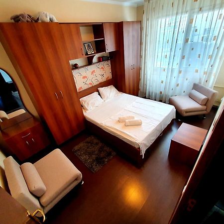 Parliament 1Br Apartment W Self Check In Bucarest Esterno foto