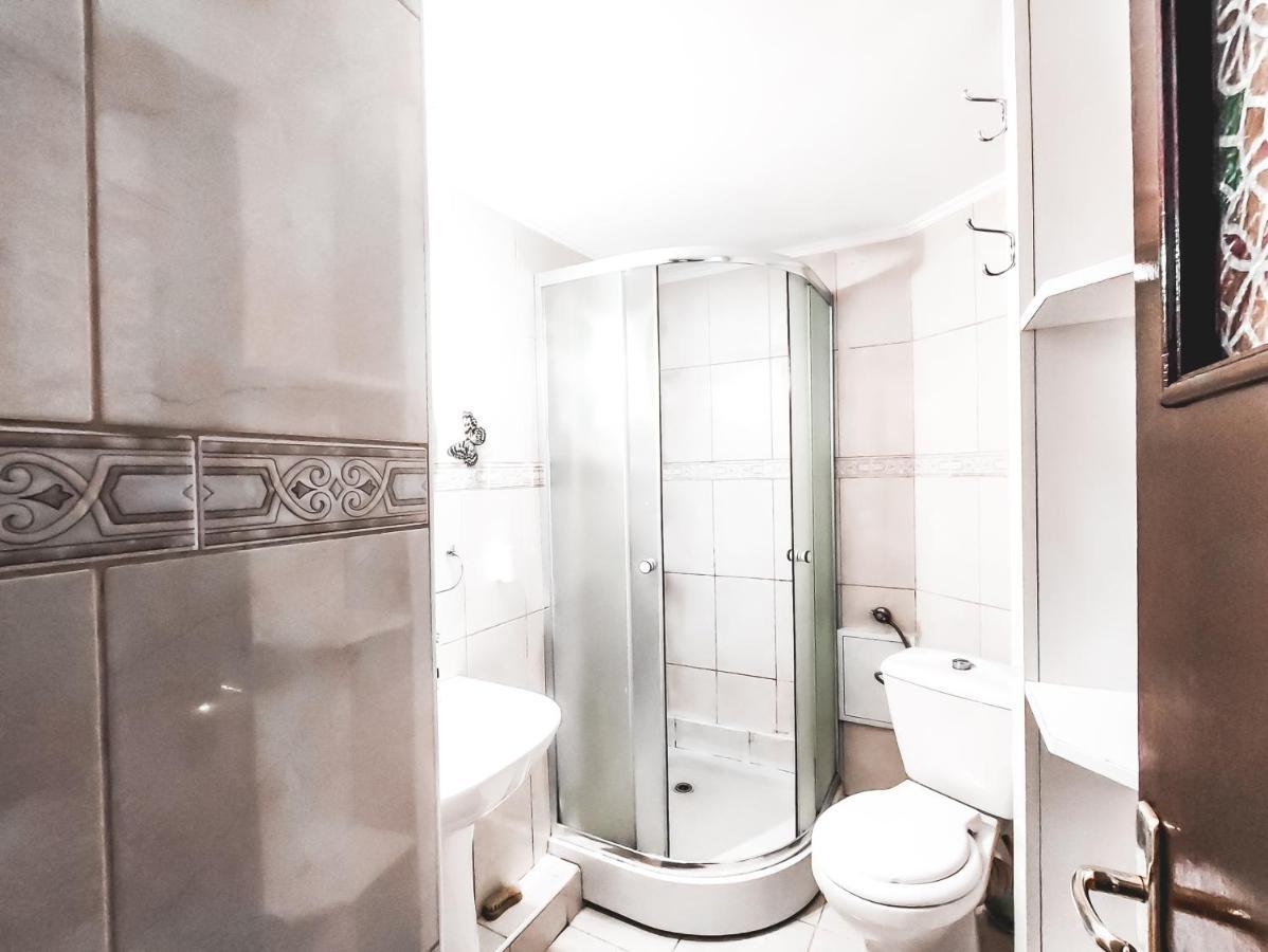 Parliament 1Br Apartment W Self Check In Bucarest Esterno foto