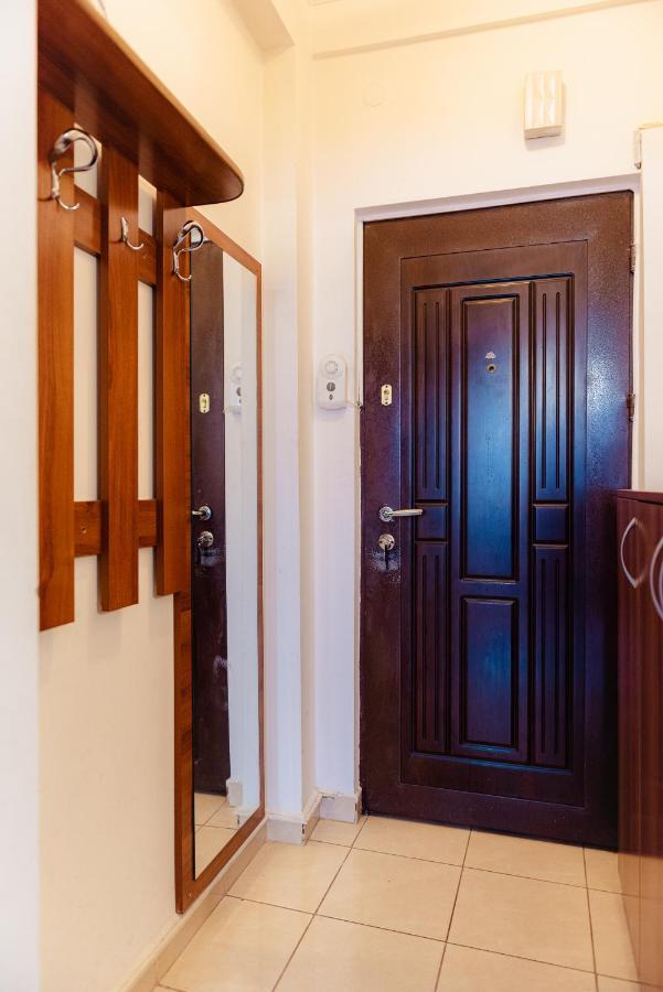 Parliament 1Br Apartment W Self Check In Bucarest Esterno foto