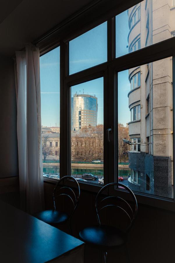 Parliament 1Br Apartment W Self Check In Bucarest Esterno foto